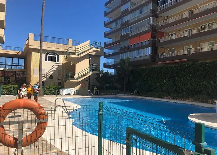 Moderno En Primera Linea Paseo Maritimo Fuengirola