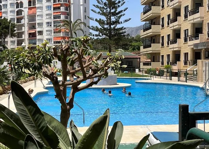 Moderno En Primera Linea Paseo Maritimo Apartament