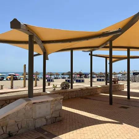 Apartment Moderno En Primera Linea Paseo Maritimo